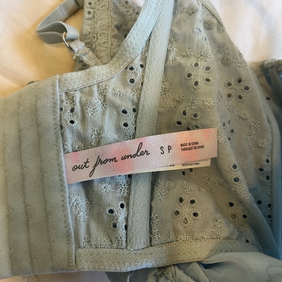 Out From Under Devon Eyelet Cropped Corset - Picture 3 of 6